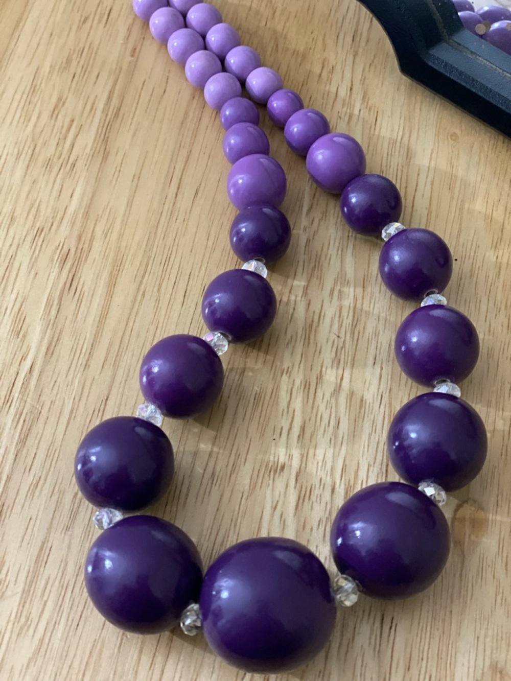 Chunky Beaded Necklace set in Purple and Blue - Picture 6 of 8